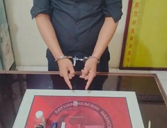 Satresnarkoba Polres Tanjab Barat Amankan Pengedar Sabu di Kampung Nelayan