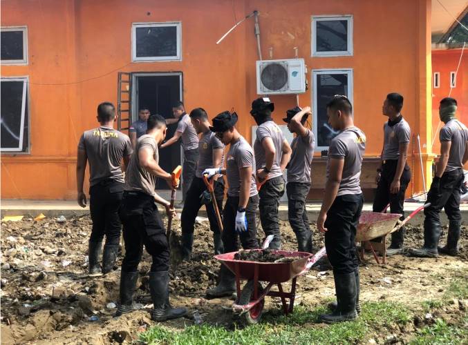 Taruna Akpol Bersihkan Dispora Aceh Tamiang, Siapkan Posko Satlat Kijang Jelang Pembukaan Latsitardanus 2026 