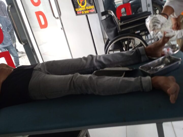 Pengunjung Bukit Lawang Terluka Akibat Pecahan Kaca Dilarikan ke IGD Puskesmas