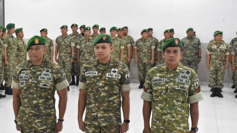 Dari Dedikasi ke Kehormatan: Detik-Detik Haru Kenaikan Pangkat Prajurit Kodim 0825/Banyuwangi yang Bikin Bangga