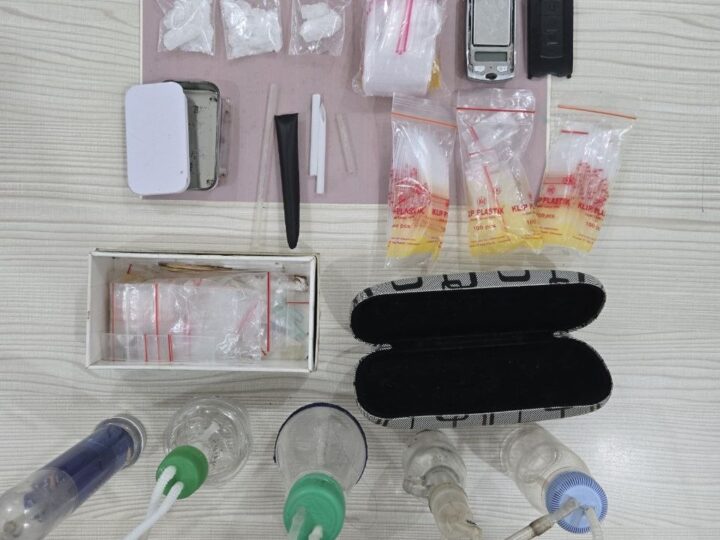 Sat Resnarkoba Polrestabes Palembang Grebek Peredaran Narkotika Disebuah Ruko Dikota Palembang