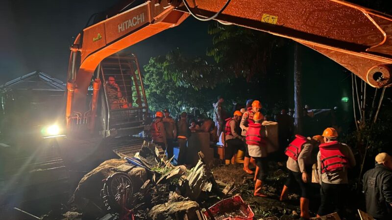 Dini Hari Mencekam, Brimob Sumut Terjang Longsor Sembahe Demi Selamatkan Nyawa