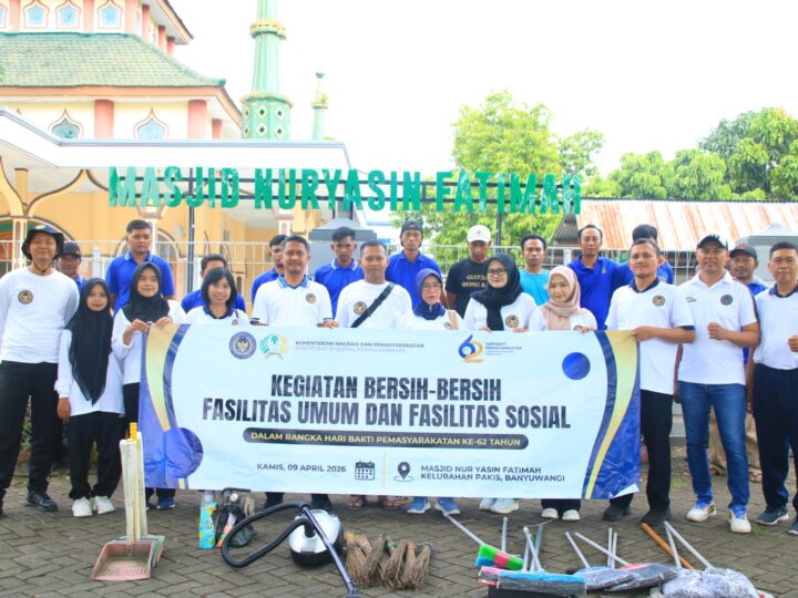 Sambut Hari Bhakti Pemasyarakatan ke-62, Lapas Banyuwangi Gelar Aksi Bersih-Bersih Lingkungan dan Tempat Ibadah