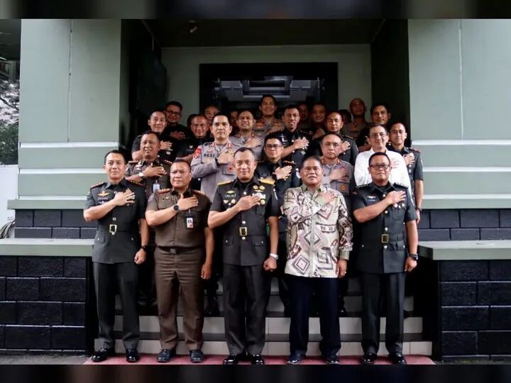 Wakapolres Metro Tangerang Kota Hadiri Coffee Morning dan Halalbihalal Forkopimda, Perkuat Sinergitas TNI-Polri