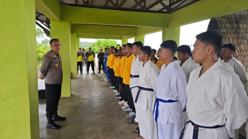 Tingkatkan Kesiapan Anggota  dalam Menghadapi Berbagai Situasi di Lapangan,SDM Polres HSU Gelar Uji Petik Beladiri Berkala dan Jasmani 
