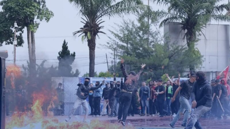 Polda Banten Gelar Simulasi Latihan  Pengamanan Hadapi Peringatan Hari Buruh Internasional (May Day) 2026.