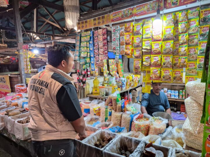 Satgas Pangan Polda Kalsel Pantau Fluktuasi Harga di Pasar Kalindo Banjarmasin