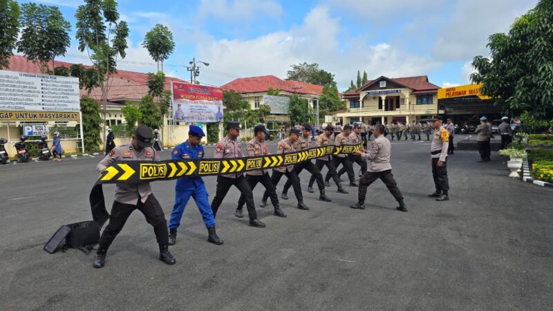 Perkuat Kemampuan Pengendalian Massa Secara Profesional ,Polres HSU Tingkatkan Kesiapsiagaan Personel Melalui Latihan Dalmas