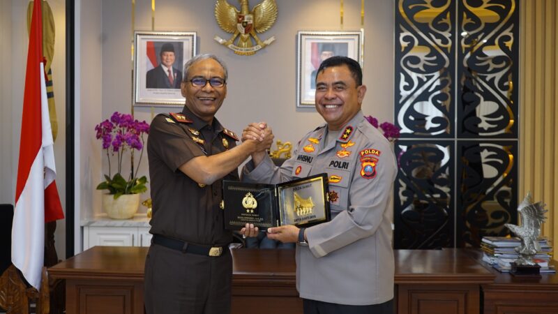 Sinegritas Aparat Penegak Hukum, Kajatisu Muhibuddin SH, Kunjungi Polda Sumut