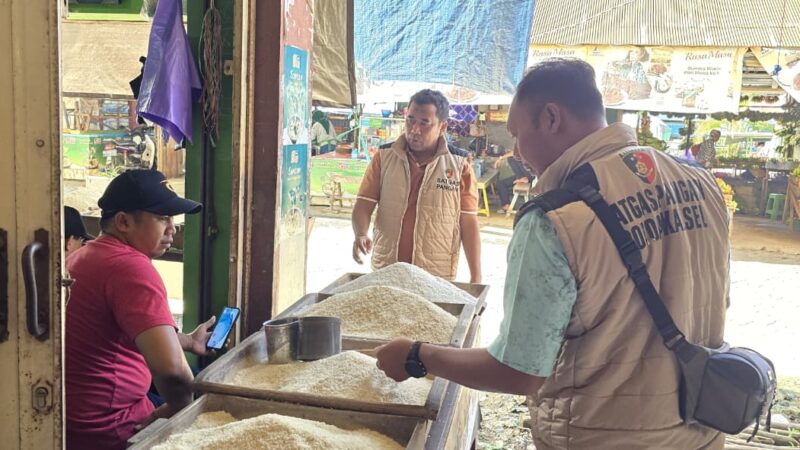 Satgas Pangan Polda Kalsel Pantau Harga Pokok Di Pasar Ahad Kertak Hanyar, Sejumlah Komoditas Masih Di Atas HET